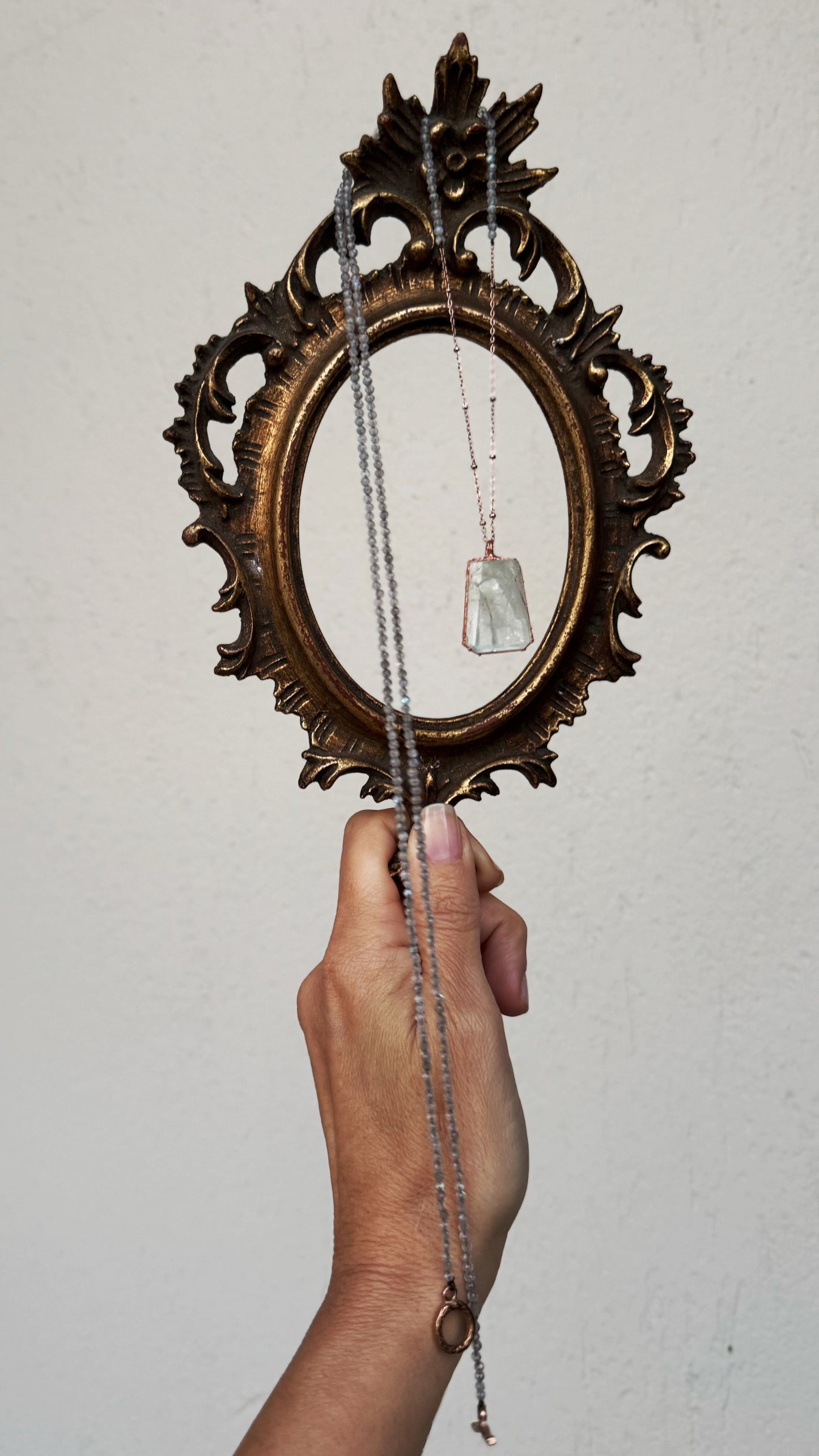 Collana lunga in Labradorite e ciondolo in Acquamarina