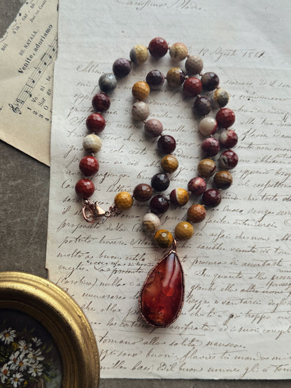 Mookaite Choker and Carnelian Pendant - 49cm Handmade Necklace | Ebbijoux