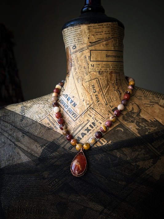 Girocollo Mookaite e Ciondolo Corniola - Collana Artigianale 49cm | Ebbijoux