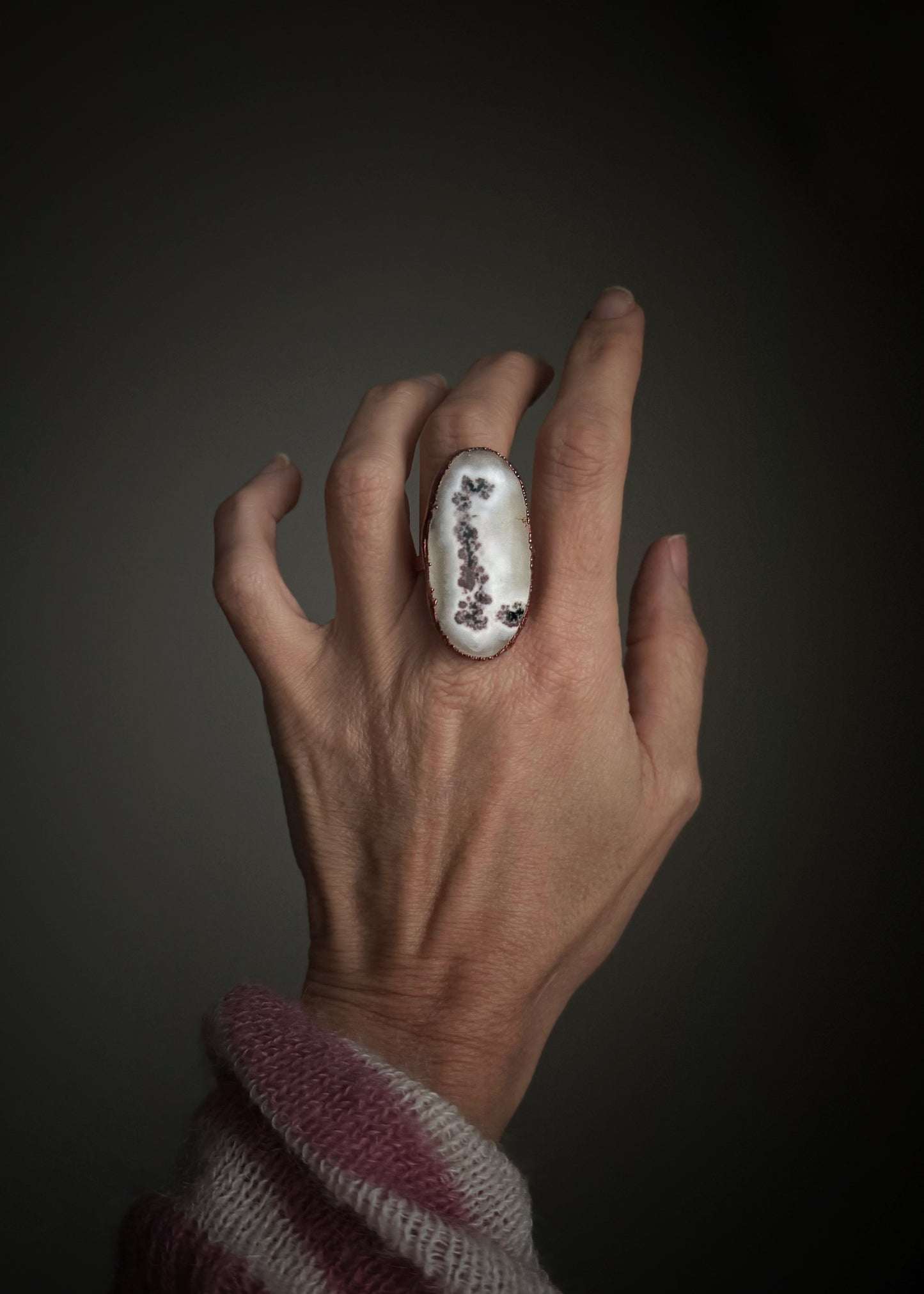 Copper ring with natural solar quartz size 8