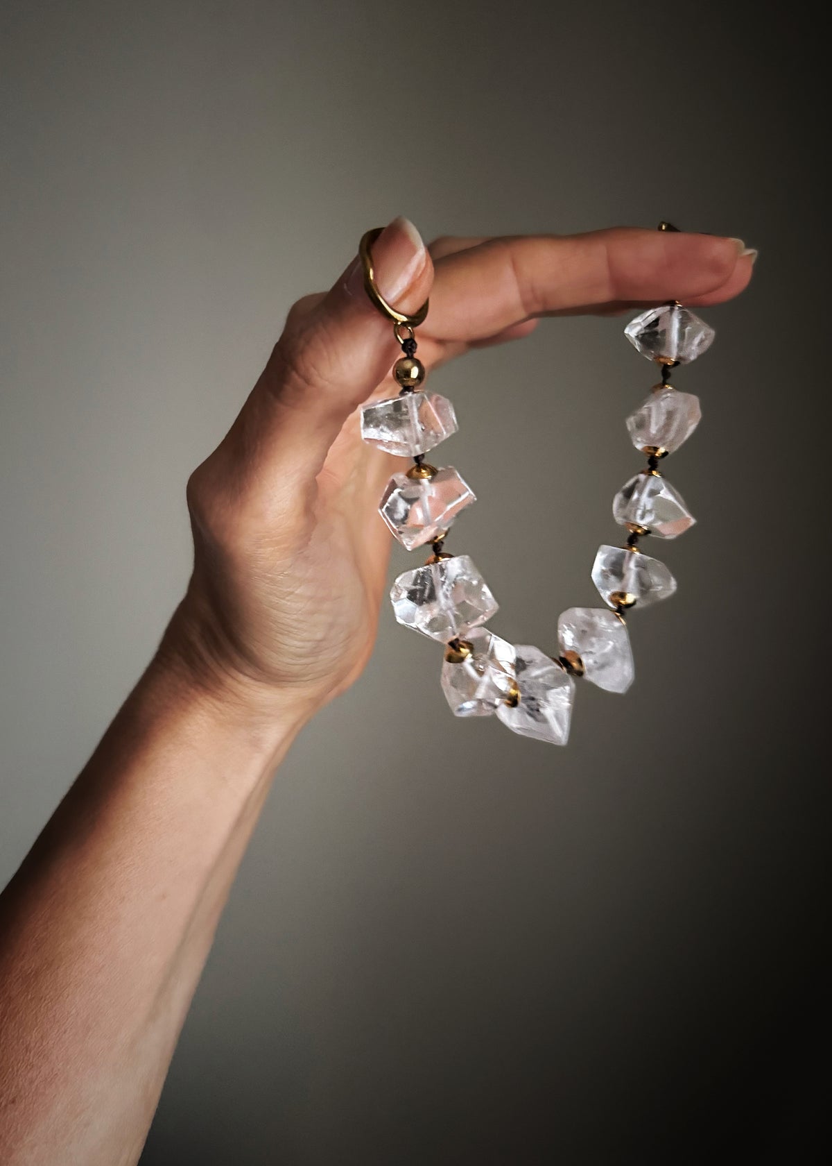 Bracelet with raw rock crystal - MOD.30
