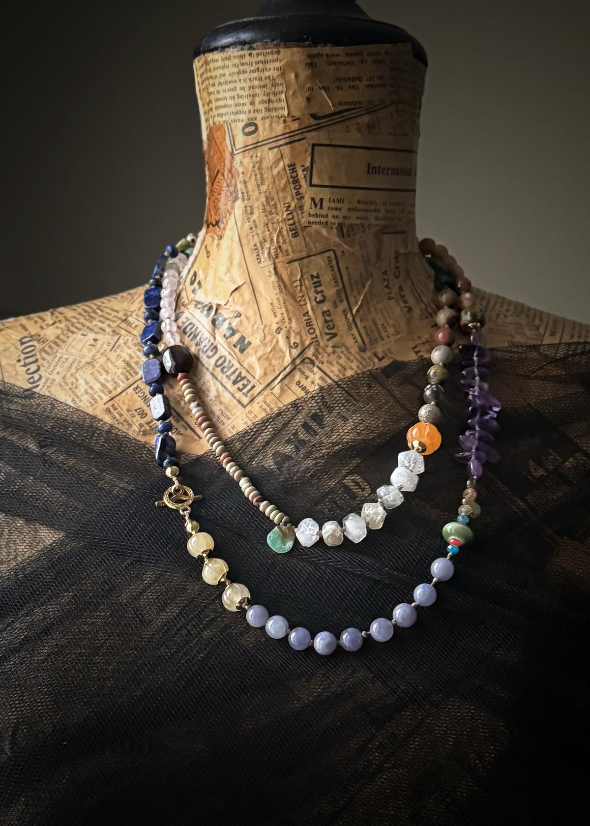 Collana lunga con pietre miste | Pezzo unico Ebbijoux