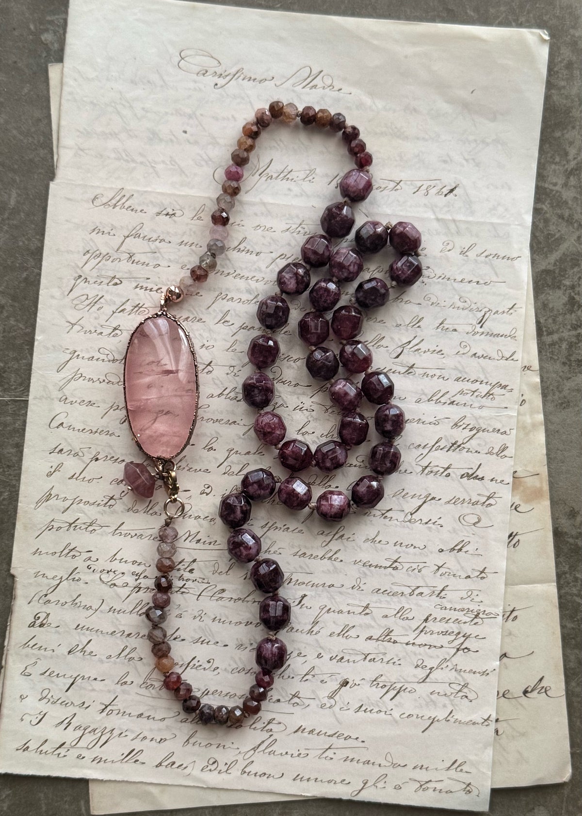 Collana Dolomite Burgundy e Quarzo Rosa