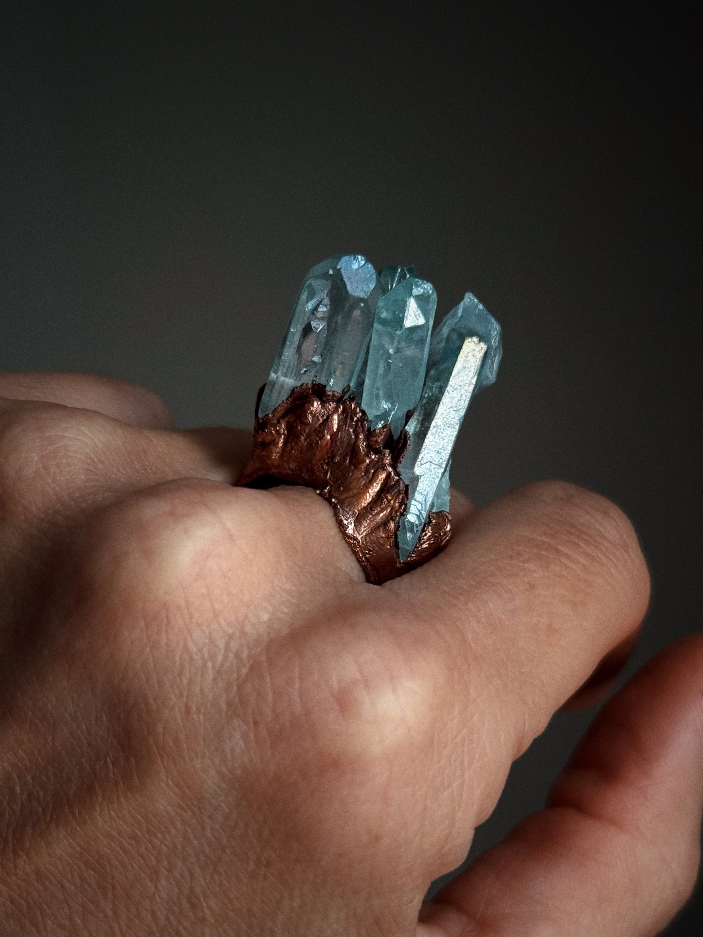 Anello con punte di quarzo aura Mis. 8