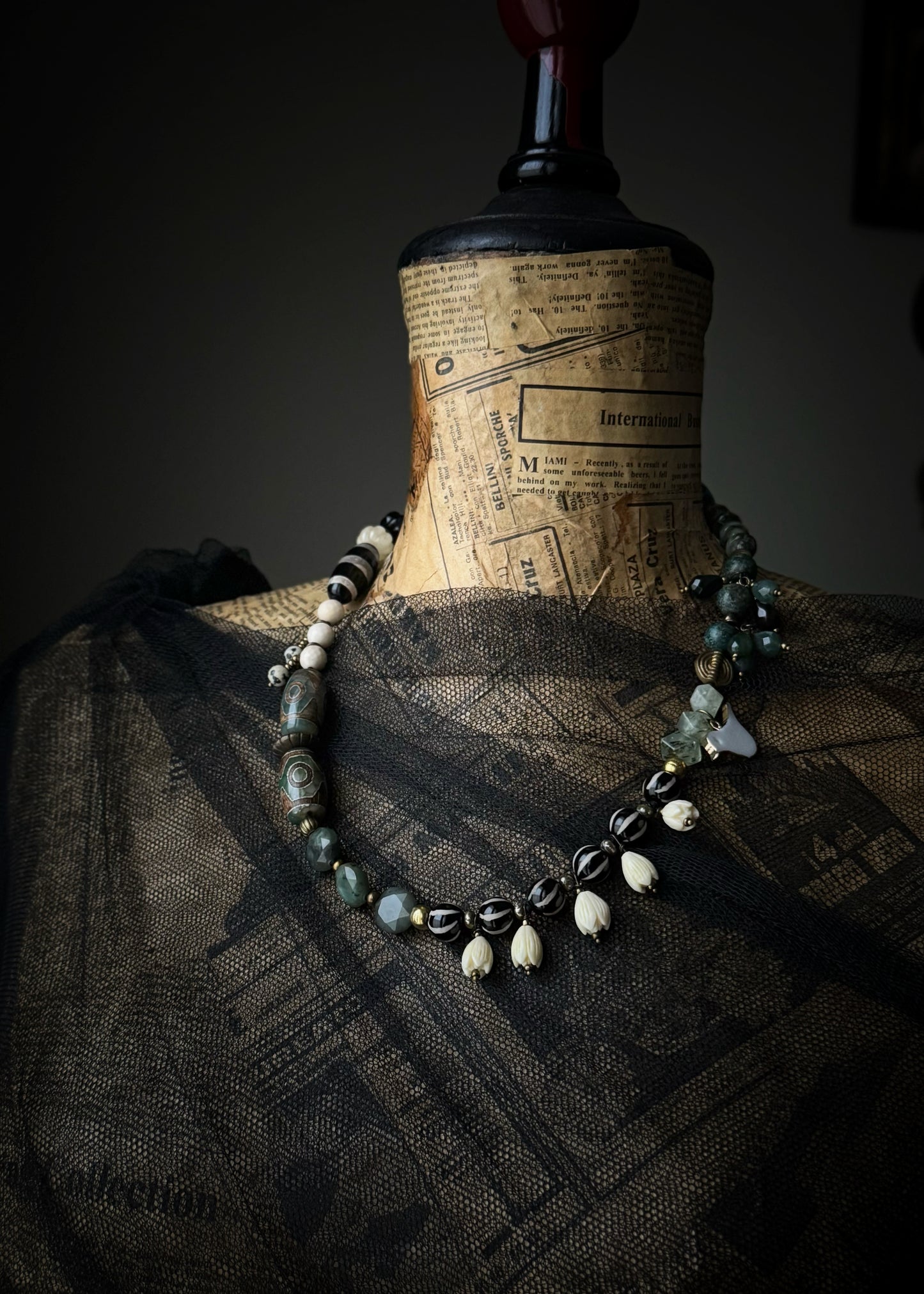 Natural Stone Choker Necklace with Pendants | Ebbijoux 04