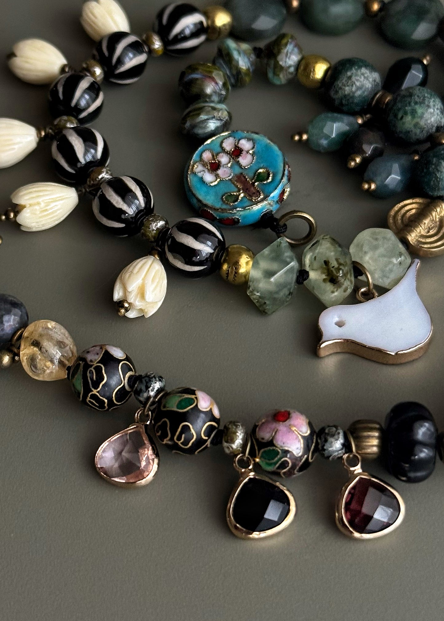 Natural Stone Choker Necklace with Pendants | Ebbijoux 04