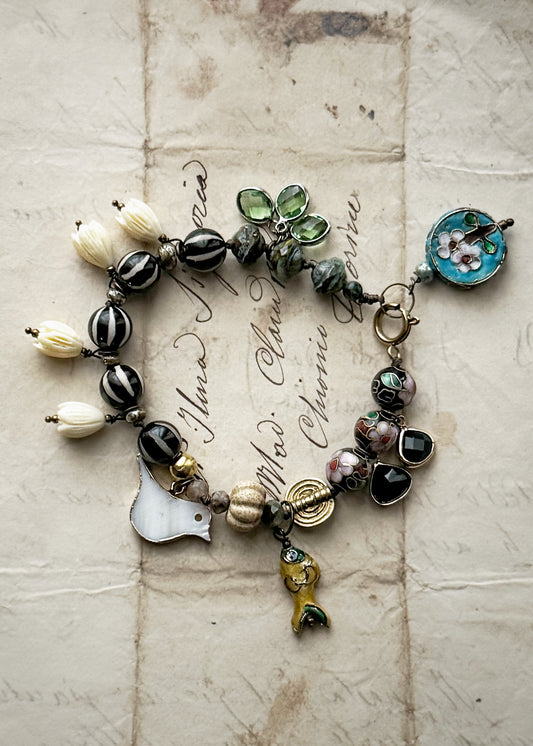 Bracciale con ciondoli cloisonné e pietre - Modello 12