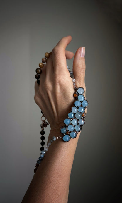 Choker with a sculptural element in blue jade - One-of-a-kind