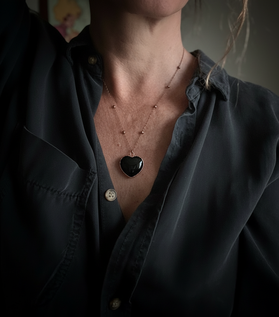 Collana con cuore nero di ossidiana