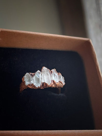 Herkimer five-pointed ring