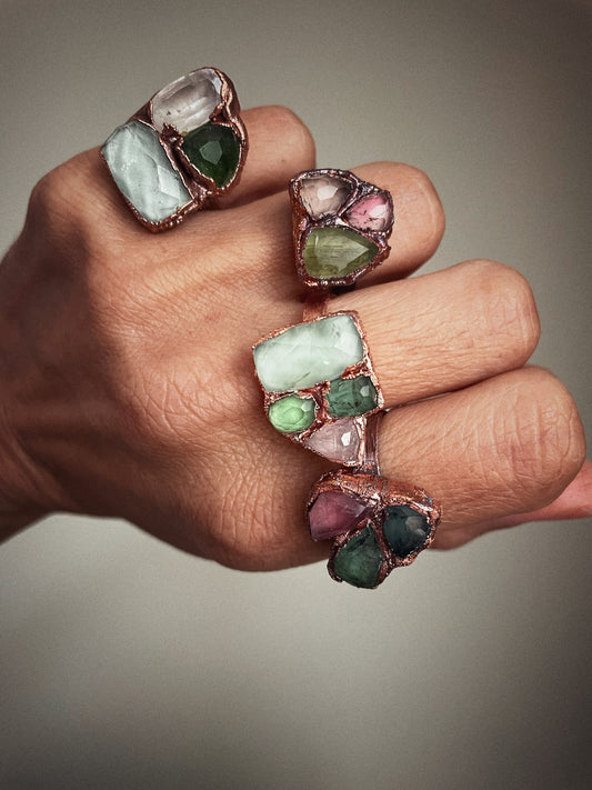 Anello con pietre multiple di Tormalina e Acquamarina