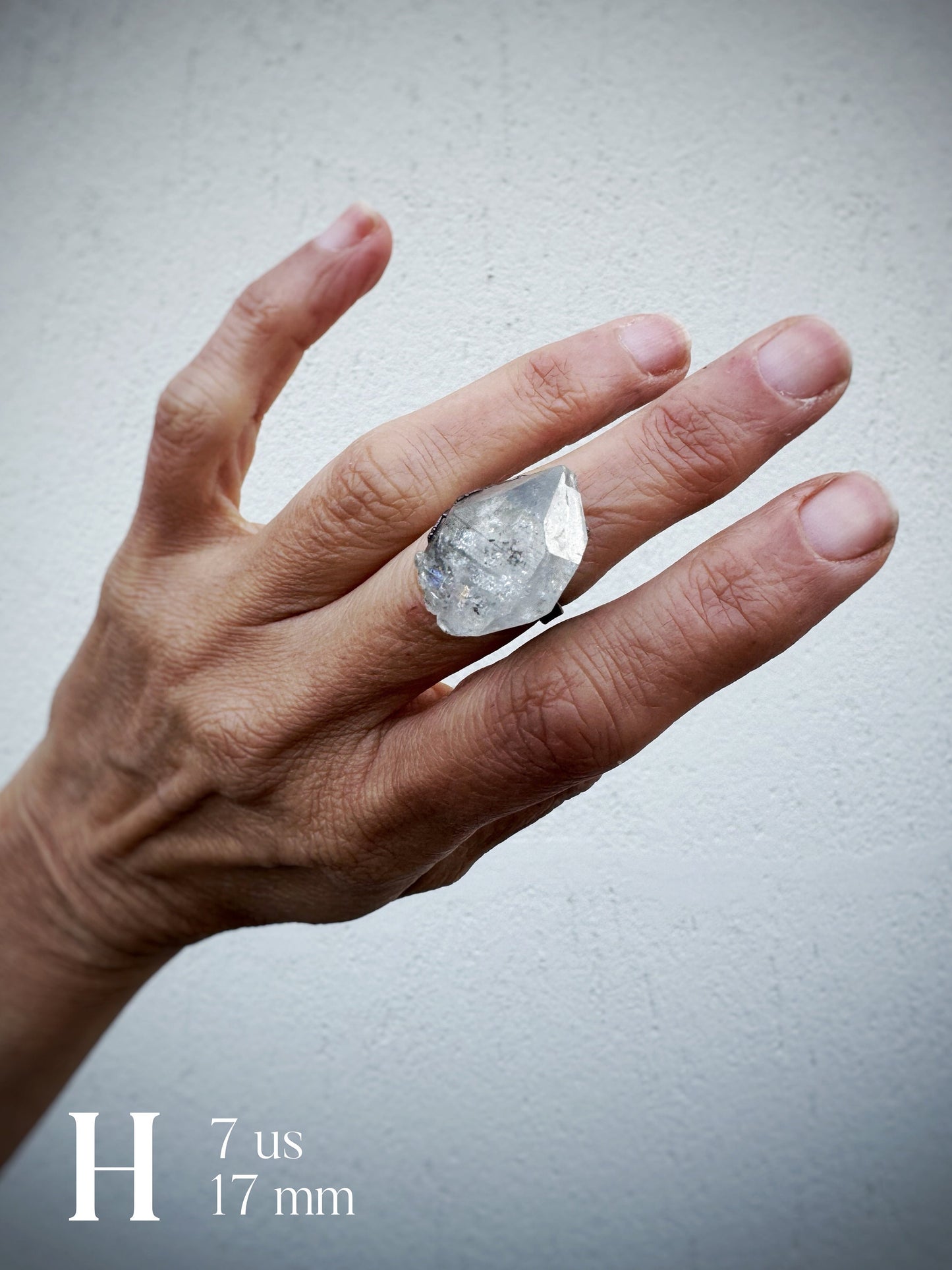 Anello con diamante grezzo di  Herkimer