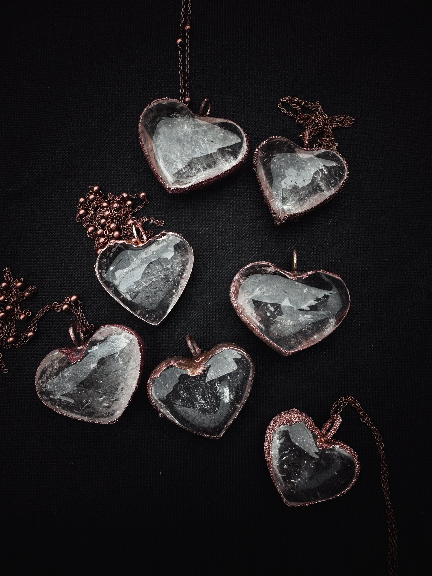 Collana con cuore di quarzo ialino