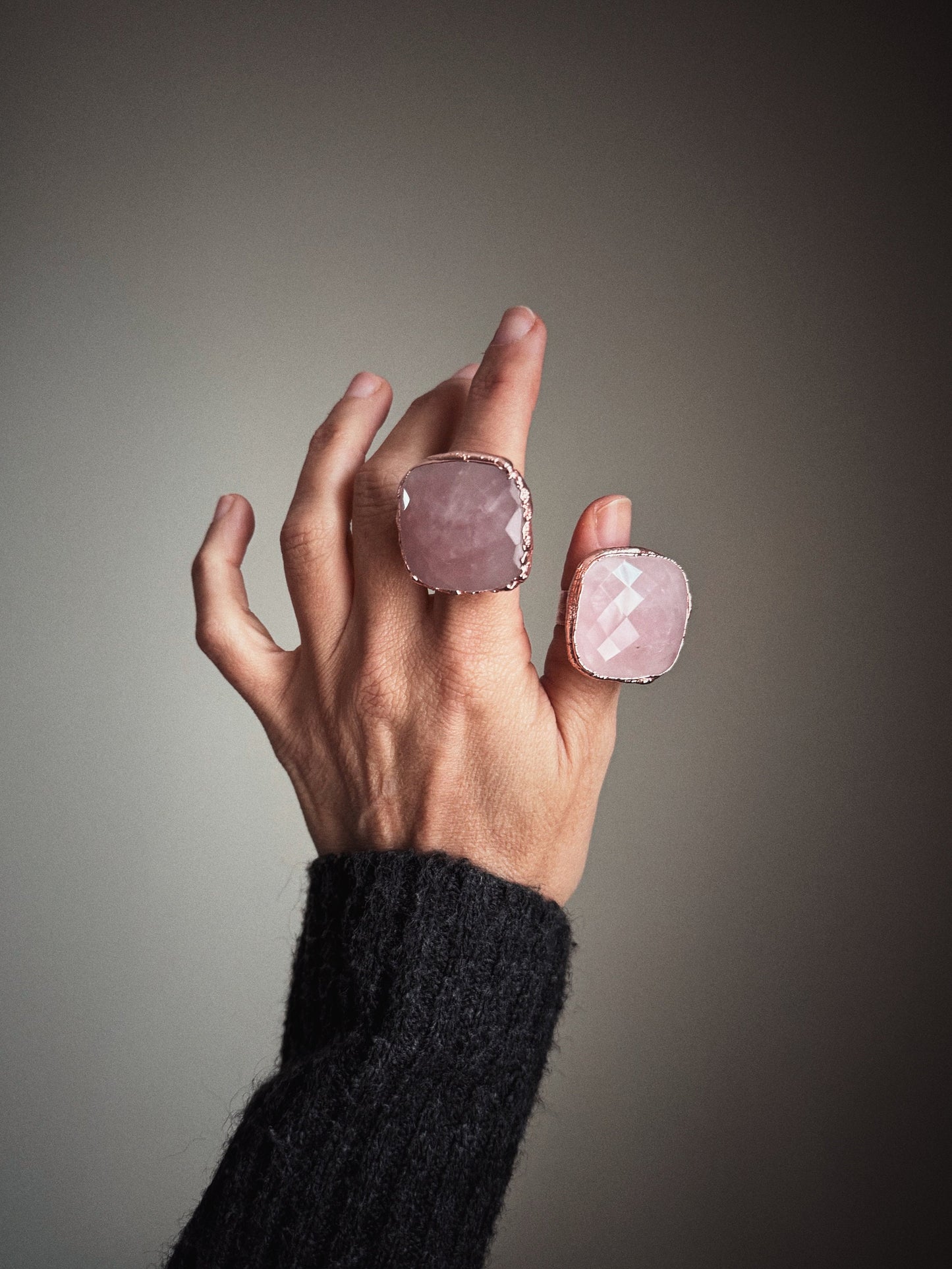 Anello con quarzo rosa