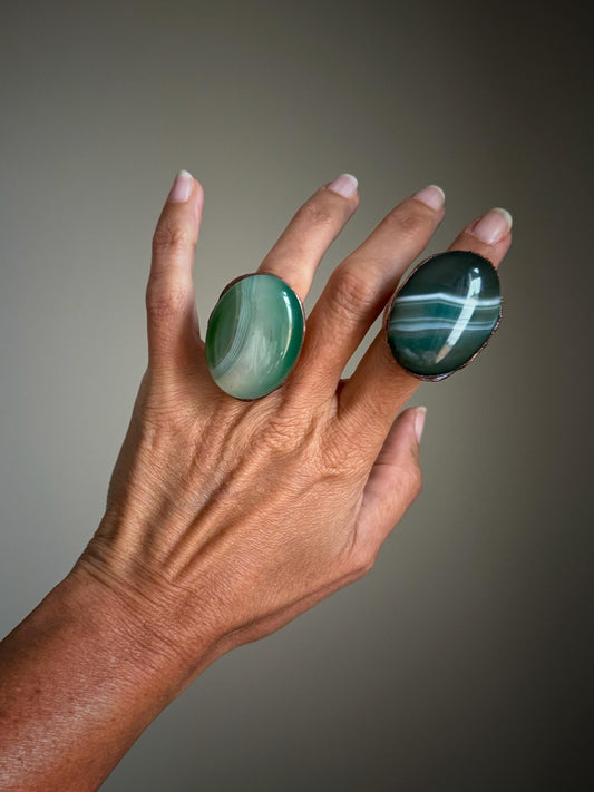 Anello con pietra di Agata Botswana verde