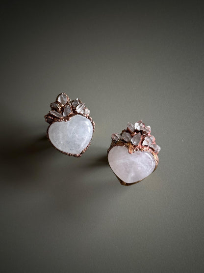 Ex-voto heart ring in quartz and Herkimer diamonds