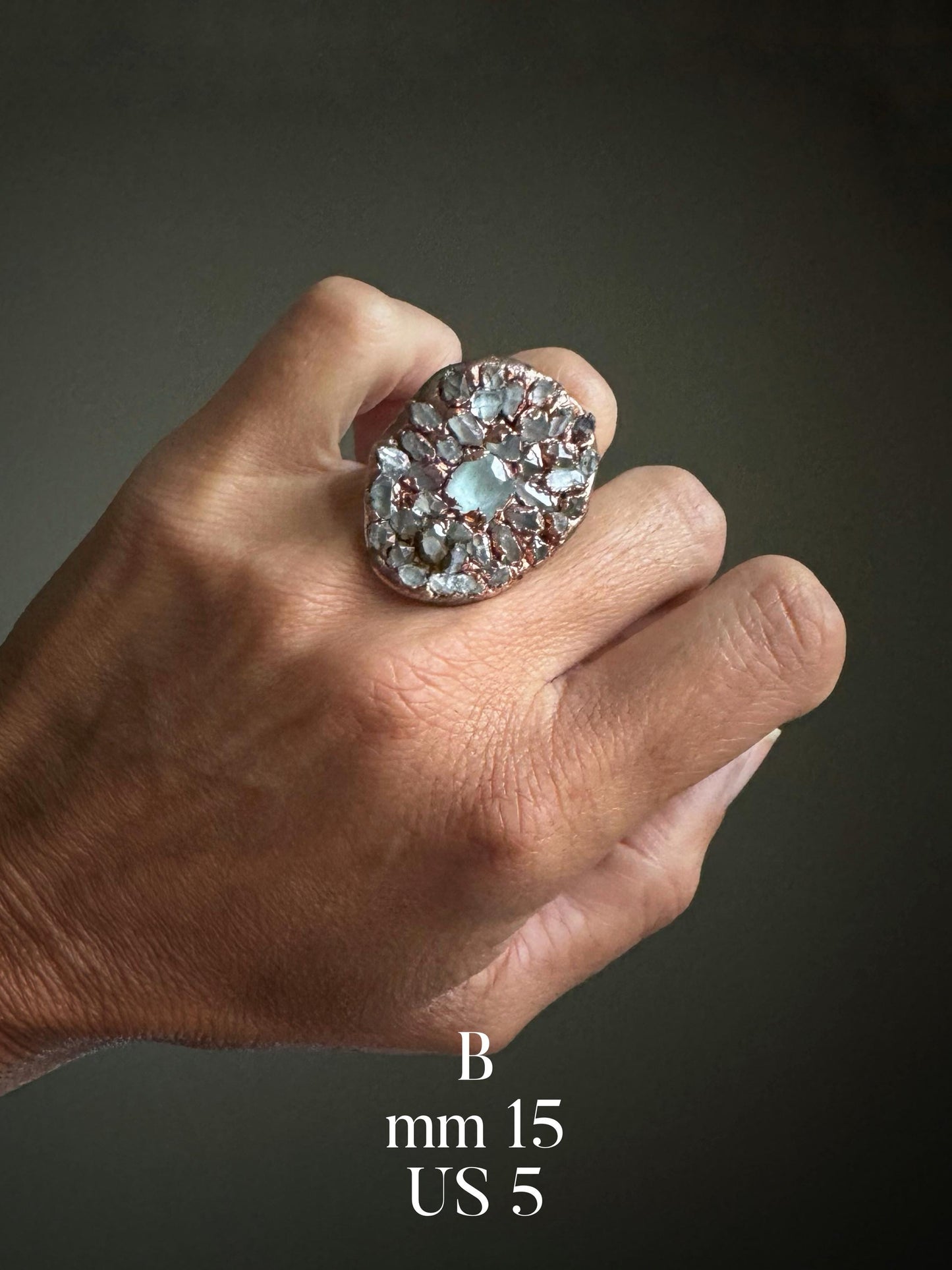 Anello con pavè di Herkimer ed Acquamarina
