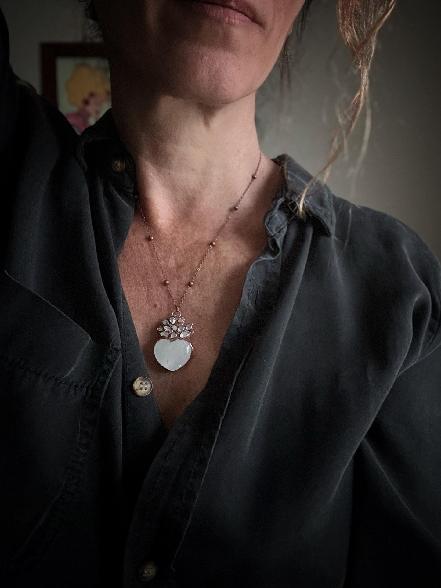 Collana Ex voto con cuore in quarzo e diamanti di Herkimer