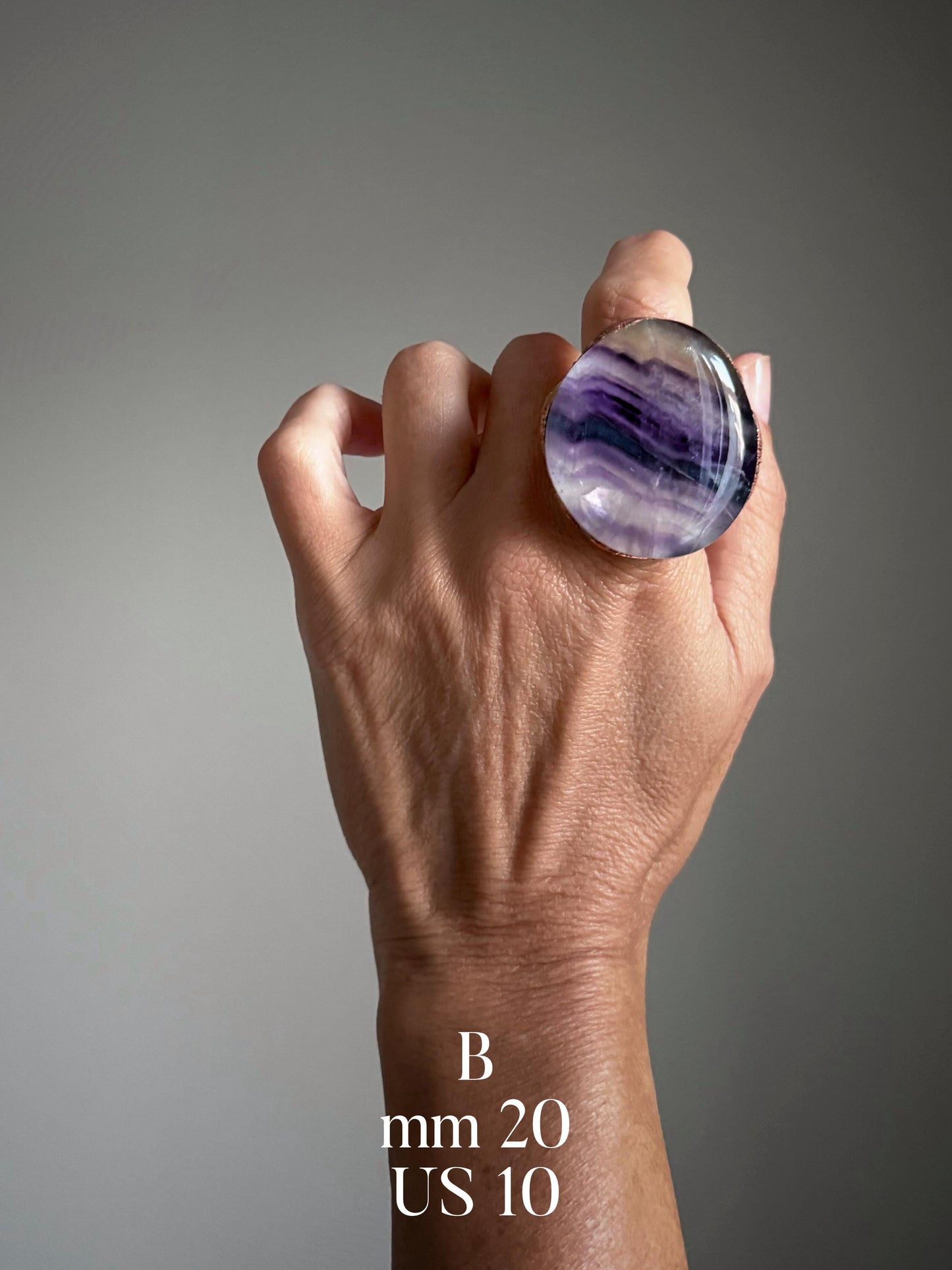 Anello con grande pietra di Fluorite