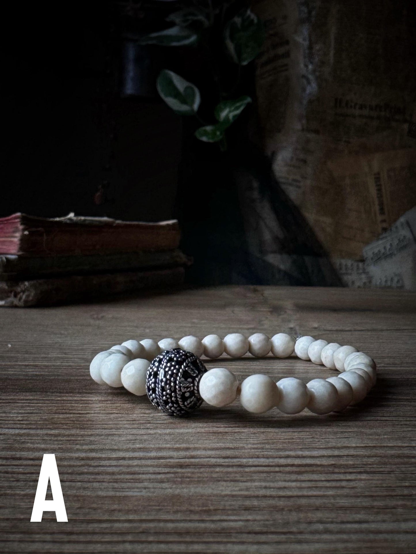 Bracciale elastico con pietre naturali nei colori della terra
