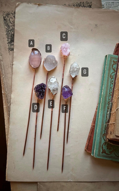 Hair clips with quartz.