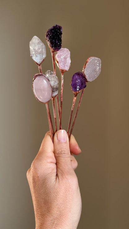 Hair clips with quartz.