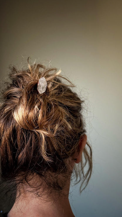 Hair clips with quartz.