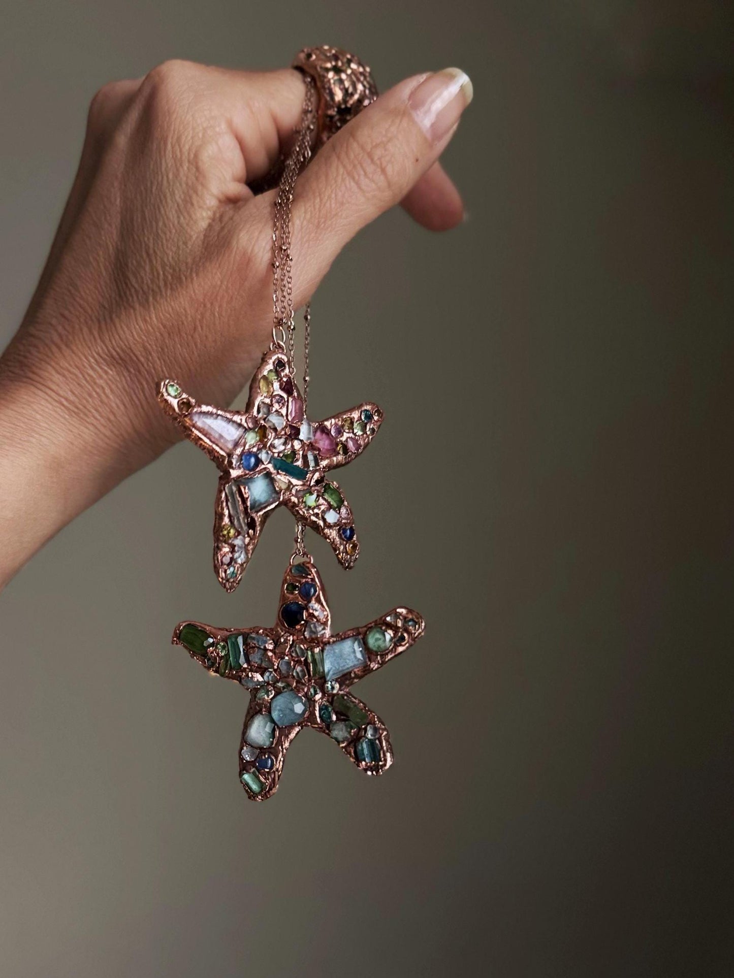 Ciondolo Stella Maris con Pavé di Pietre Preziose