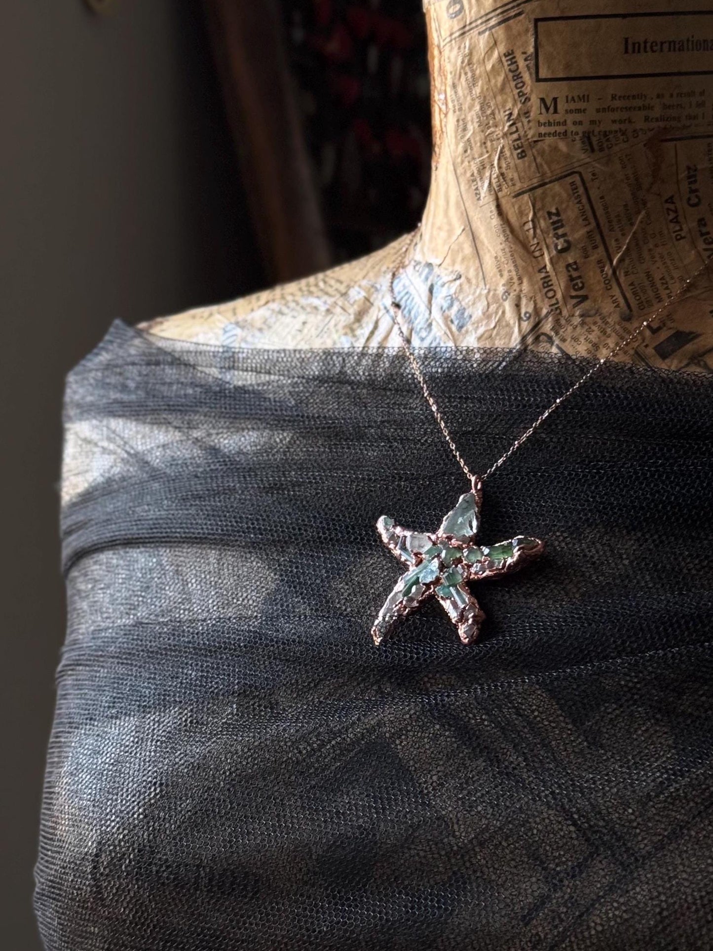 Ciondolo Stella Maris con Pavé di Pietre Preziose