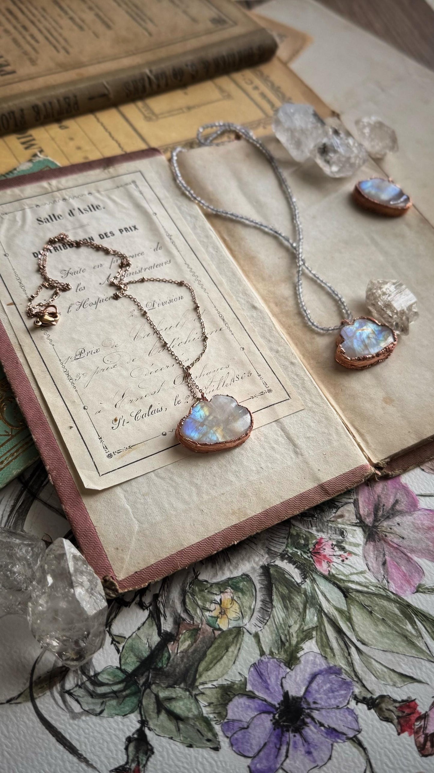 Collana con nuvola di labradorite bianca