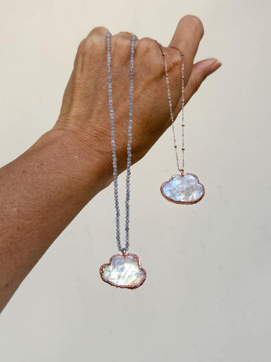 Collana con nuvola di labradorite bianca