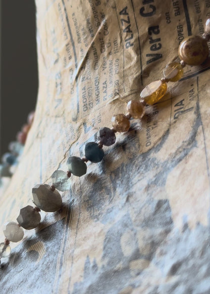 Choker with a sculptural element in blue jade - One-of-a-kind