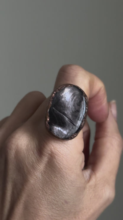 Copper Ring with Natural Oval Hypersthene - size 10us