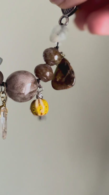 Earthy Colors Bracelet with Charms - Model 08