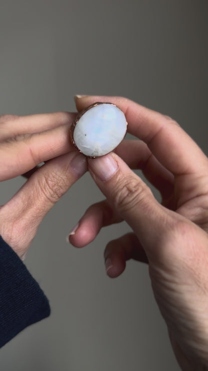 Copper ring with white Labradorite size 6 us